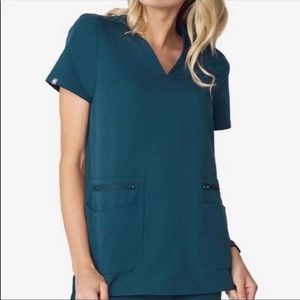 FIGS - XS Caribbean blue performance scrub top
